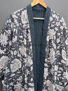 Veste matelassée Kantha en coton réversible vintage indien Veste à motif bohème pour l'hiver - Product Image 3