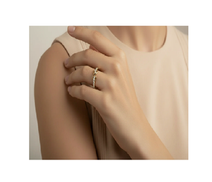 Elegante Anillo de Oro con Nudo Infinito y Diamantes para Bodas, Aniversarios, Citas Románticas y Uso Diario - Product Image 6