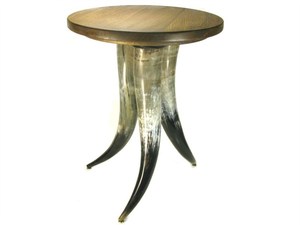 Tabouret en corne naturelle fait main avec structure en bois de qualité supérieure pour collection de décoration intérieure de luxe par CRAFT ZONE EXPORT - Product Image 2