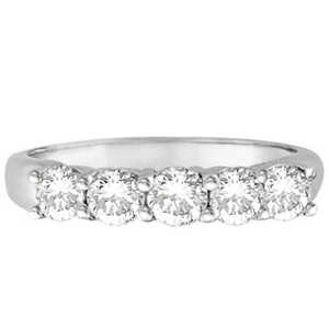 Bague en or blanc 14 carats avec cinq diamants, alliance classique avec sertissage en pierre taillée plaqué or jaune rhodié 1,00 ct - Product Image 2