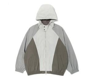 Vente en gros 2025 OEM Survêtements de sport brodés avec logo personnalisé vierge Ensemble coupe-vent en nylon pour hommes - Product Image 6