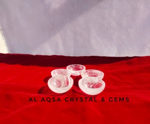 Vente en gros de bols en cristal de quartz clair naturel de deux à trois pouces pour thérapie de guérison pour la méditation pour reiki vastu - Product Image 3