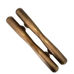 มือจับประตูทองเหลืองและหนังเคลือบเงาสำหรับตกแต่งบ้านและสำนักงาน - Product Image 1