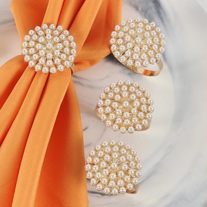 Porte-anneau de serviette en perles blanches simples pour décor de table chic fêtes de mariage hôtel à manger touche minimaliste et élégante - Product Image 3