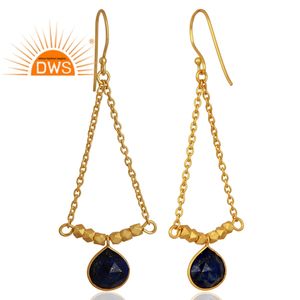 Dernières tendances en matière de bijoux : Boucles d'oreilles pendantes en argent sterling plaqué or 18 carats avec pierre précieuse naturelle Lapis Lazuli, fabricant de bijoux demi-fins - Product Image 2