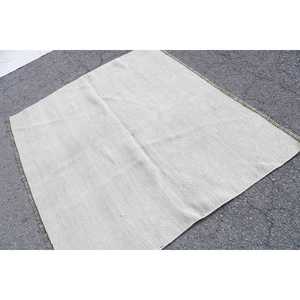 พรมวินเทจสไตล์ตุรกี ขนาด 5.6x5 ฟุต พรมลายพรางสีขาว - Product Image 2