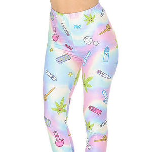 Leggings de gymnastique extra doux et fiables pour femmes, sans coutures, sublimés pour le yoga, la course à pied et le confort quotidien. - Product Image 1