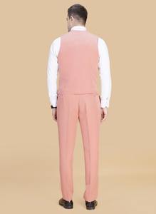 ชุดสูทผู้ชายสีพีชสุดหรูห้าชิ้น ลดราคาพิเศษ สำหรับงานธุรกิจ งานพิธีการ งานแต่งงาน และงานกลางคืน มีจำหน่ายในราคาที่ดีที่สุด - Product Image 4