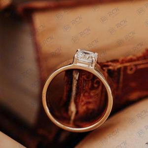 1,00 CTW Asscher Cut Solitaire Moissanite Ring para mujer CVD Ring Band perfecto aniversario o regalo de cumpleaños - Product Image 2