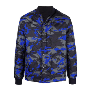 Chaqueta bomber personalizada para hombre, resistente al agua, 100% poliéster, con capucha, a prueba de viento, moderna y de alto rendimiento. - Product Image 4