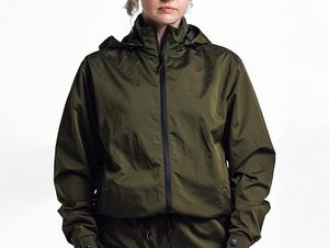 El traje cortavientos para mujer está disponible en tendencia al por mayor con logotipo personalizado y cortavientos de color en contraste - Product Image 2