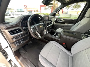 USATO 2023 Chevrolet Tahoe LS Specifiche GCC SUV 8 Posti 4000+cc Benzina 8 Cilindri 4WD Guida a Sinistra Trasmissione Automatica - Product Image 2