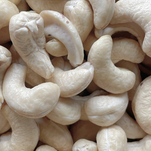 Fabricación de anacardos Vietnam WW180 anacardos fábrica de Santigo en Vietnam al por mayor exportados a Asia, UE, Dubai - Product Image 1