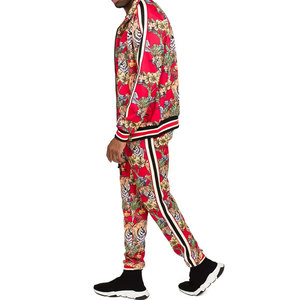 Venta al por mayor de chándales de sublimación personalizados para hombres diseño superior impreso en material de poliéster para el invierno hecho a la medida - Product Image 4
