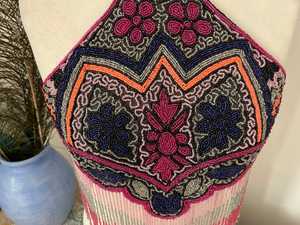 Haut perlé en poly maille pour robes de soirée ajoutant une touche luxueuse à votre tenue formelle accentuez votre robe de club au look élégant - Product Image 3