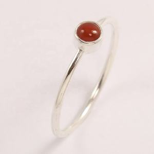 Plata de Ley 925 sólida, cabujón de cornalina Natural, piedra preciosa, anillo hecho a mano, joyería de plata de ley 925, anillo estampado, joyería - Product Image 1