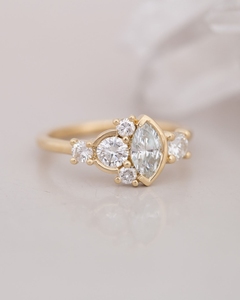 Bague de fiançailles en diamant cultivé en laboratoire en or jaune cluster bague de bride de mariage 1.30 Ctw Marquise coupe CVD lunette ensemble bague en diamant VS1 - Product Image 1