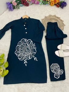 Ropa de fiesta para mujer joven de la mejor calidad, elegante pantalón Kurti de seda romana y vestido de gasa, colores increíbles hechos en modal, último concepto - Product Image 5