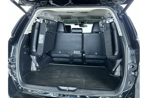 รถยนต์มือสอง Toyota Fortuner Crusade GUN156R ปี 2020 ขับเคลื่อน 4 ล้อ SUV อเนกประสงค์ ทนทาน เครื่องยนต์เทอร์โบดีเซล เกียร์ 8 สปีด พวงมาลัยขวา - Product Image 3