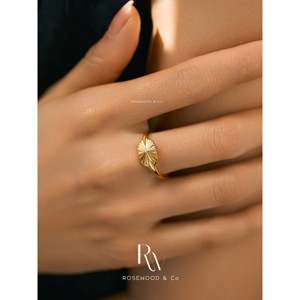 Anillo de Sello Geométrico Chapado en Oro Resistente al Deslustre, Impermeable, Estilo Delicado Apilable - Product Image 5