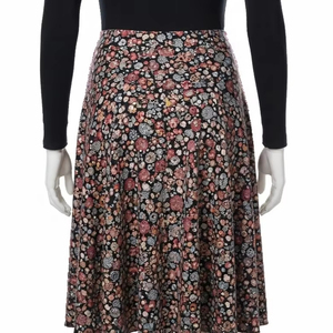 กระโปรงผู้หญิงผ้าวอร์สต์พิมพ์ลายดิจิทัล เป็นมิตรกับสิ่งแวดล้อม เนื้อผ้านุ่ม ระบายอากาศได้ดี สวมใส่สบาย เหมาะสำหรับใส่ลำลองในชีวิตประจำวัน - Product Image 1