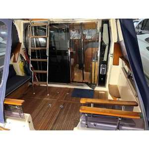 Yate de Pesca Deportiva Nord West 390 de 3.70m, Bote Inflable con Motor Fuera de Borda, Casco de Fibra de Vidrio Soldado, 2x310CV para Recreación Deportiva - Product Image 2