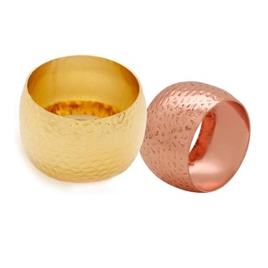 Nouveauté : Anneaux de serviette pour les dîners de fête, Nouvel An, Noël, décoration de table, porte-serviettes floral fait main (argent) - Product Image 4