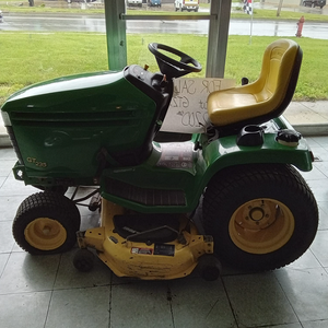 Entrega rápida Compre Top Lawn Tract Diesel Hydrostatic Drive John Deeere Cortacésped Tractor -Drive Garden Tractor Cortacésped usado - Product Image 1