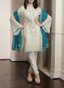 Traje de gasa paquistaní bordado exquisito de TrendsbyCp-Perfecto para fiesta Anarkali - Product Image 5