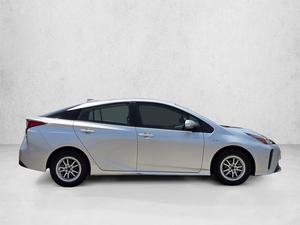 รถยนต์โตโยต้า พรีอุส LE ซีดาน ออโตเมติก รุ่นขายดีประจำปี 2022 - Product Image 2