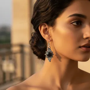 Boucles d'oreilles pendantes tendance Art Palace en argent 925 avec pierre naturelle motif étoile pour femme, idéales pour le quotidien et les cadeaux, provenance Rajasthan - Product Image 2