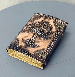 A5 diario in pelle <span class=keywords><strong>albero</strong></span> <span class=keywords><strong>della</strong></span> <span class=keywords><strong>vita</strong></span> in pura pelle 200 pagine Vintage a prova di perdite diario personalizzato 2 colori