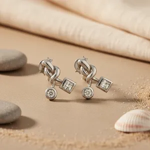 Boucles d'oreilles tendance en zircon cubique argenté pour femmes, bijoux plaqués or, matériau en laiton et cuivre, pour les fêtes, religieuses - Product Image 1