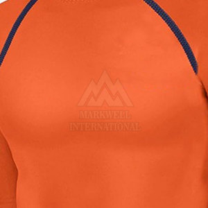 Ensemble de compression pour hommes avec logo personnalisé en gros, ensemble de compression pour l'entraînement le plus vendu en ligne - Product Image 4