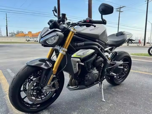 Performances de pointe 2024-2025 pour <span class=keywords><strong>Triumph</strong></span> Thruxton TFC, <span class=keywords><strong>moto</strong></span> de route d'occasion prête à l'exportation dans le monde entier - Product Image 3