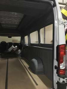 Accesorios Interiores de Plástico ABS Originales de Chrysler para Modelos DUCATO/BOXER/JUMPER 3 L4H2 15M3 - Decoración y Protección Duraderas - Product Image 4