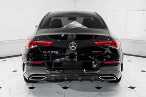 Meilleure vente 2023 : Mercedes-Benz CLA 250, coupé quatre portes au style affirmé et maniabilité agile - Product Image 2