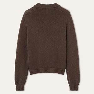 Pull POLO unisexe de haute qualité tricoté sur mesure, doux et respirant, en coton et caroube, avec logo personnalisé sur le devant - Product Image 3