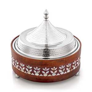 Casserole contemporaine en métal avec construction durable, idéale pour les maisons occupées ou les services de traiteur à la recherche d'articles de service de qualité - Product Image 4