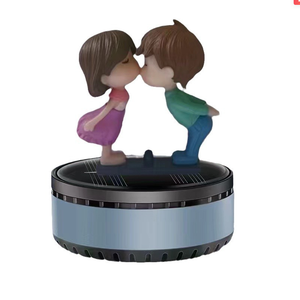 Araba koku prenses sarılma öpücük bebek tanrı servet taç güneş enerjisi yavaş dönen parfüm araba aksesuarları - Product Image 1