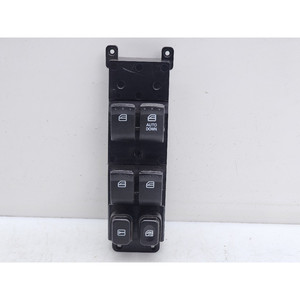 Panneau de commande central des fenêtres SSANGYONG Korando 2ème Série 202008578 672960 (10>) - Product Image 1