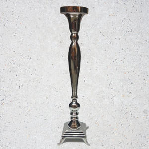 El último candelero temático, portavelas de Metal de cuatro pilares para decoración del hogar, candelabro de lujo de Metal - Product Image 5