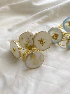 Servilleteros de resina hechos a mano creativos para ideas de regalos únicas y temas de decoración de mesa de comedor con clase - Product Image 3