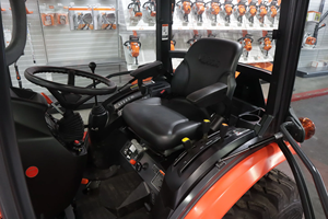 TRACTEUR Kubota LX2620HSDC - Product Image 3