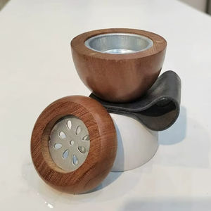 Los quemadores mostrados en las imágenes son quemadores de incienso de madera modernos, hechos a mano y de primera calidad, diseñados con una fusión perfecta de artesanía. - Product Image 1