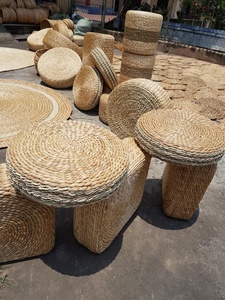 ขายส่งเป็นมิตรกับสิ่งแวดล้อมราคาถูกผักตบชวาเบาะน้ํา Pouf สําหรับเสื่อและแผ่นไม้ไผ่ปิคนิคที่ทําจากเวียดนาม - Product Image 5