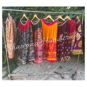 Banjara bordado a mano Vintage algodón Ghagra largo Boho Gujrati estilo falda cintura Natural único estilo gitano falda mujeres - Product Image 1