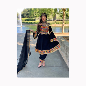 Salwar Kameez afghan élégant de haute qualité pour l'Aïd robe à manches longues de couleur unie avec col brodé pour les femmes afghanes - Product Image 5