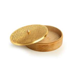 Fournisseur en gros de boîtes à chapati 100% laiton, forme ronde, qualité exceptionnelle, articles de cuisine pour la maison, ustensiles de cuisine, casseroles, boîtes, très vendues - Product Image 6