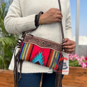 Nouveau Western élégant sellé couverture en cuir usiné sacs à bandoulière en cuir aztèque de haute qualité sacs à bandoulière Vintage Multi couleur sacs - Product Image 1